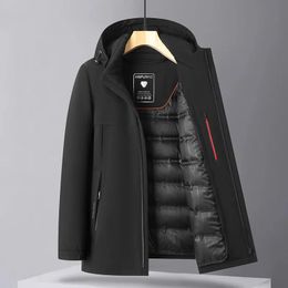 Piumino da uomo Parka 2023 Inverno Nuovo di mezza età ispessito casual con fodera interna staccabile 231005