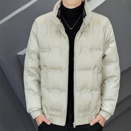 Parkas pour hommes doudoune courte hiver épais manteau chaud hommes mode col montant court kaki blanc duvet de canard 221111