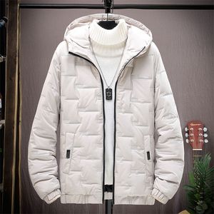 Parkas en duvet pour hommes Manteau d'hiver pour hommes Veste à capuche Parkas imperméables Homme Streewear Vêtements chauds pour hommes Couleur unie Taille 4XL 5XL 220909