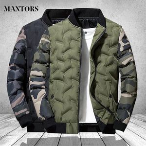 Heren Down Parkas Mens Winter Jackets en Coats Outerwear Clothing Camouflage Bomber Jacket Windscheiding Dikke Warm mannelijk Militair 220909