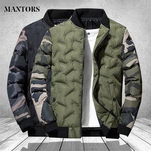 Heren Down Parkas Mens Winter Jackets en Coats Outerwear Clothing Camouflage Bomber Jacket Windscheiding Dikke Warm mannelijk Militair 220913