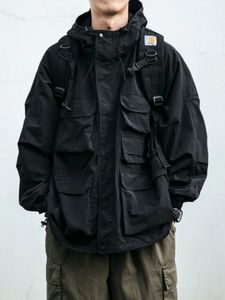 Parkas pour hommes multi-poches Streetwear montagne veste à capuche hommes vêtements japonais Harajuku décontracté Cargo mode manteaux noirs mâle 231025