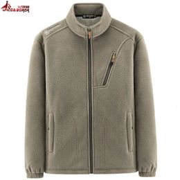 Parkas pour hommes épaissir Softshell veste militaire coupe-vent Ski randonnée vêtements d'extérieur Plus velours chaud hiver Camping manteaux hommes vêtements 231017