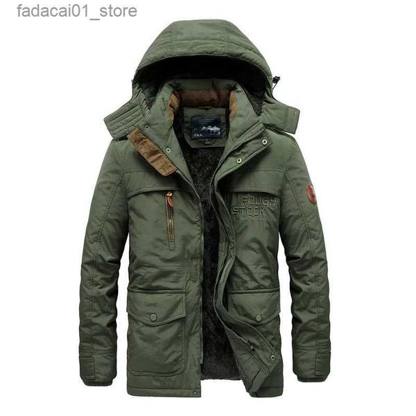 Parkas de plumón para hombre Chaqueta de invierno Parka acolchada gruesa con forro de lana abrigo nuevo con cuello de piel abrigo cálido abrigo a prueba de viento con múltiples bolsillos para hombre Q240117