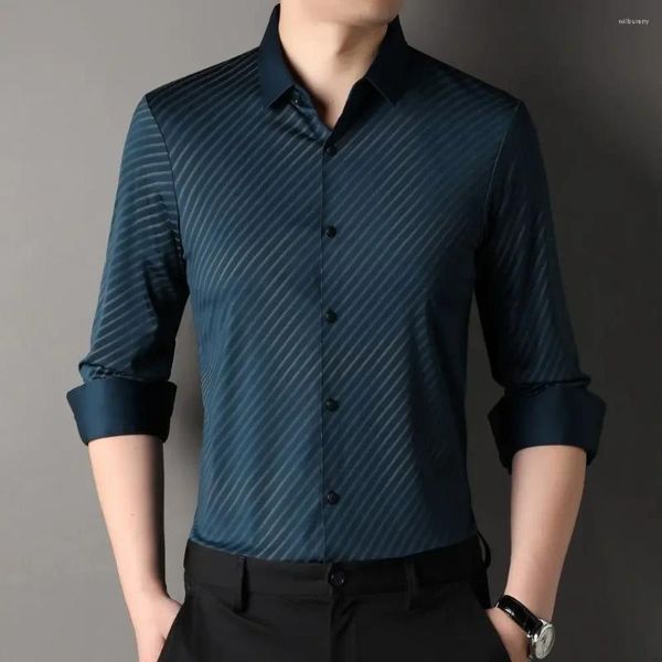 Chemises habillées pour hommes 2024 Twill Absorbant des chemises respirantes Business Casual Top Unique Gentleman Style Long Manneve W5882