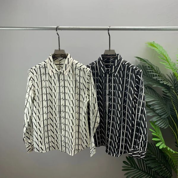 Camisas de vestir para hombres Otoño/Invierno Camisa para hombre Diseñador Polo Carta Suéter de punto Máquina de tejer Detalles de personalización