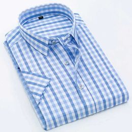 Chemises habillées pour hommes Fashion Mens Short Slem Shirt Summer Business Casual Plaid grande taille Brand Cool Plaid 2024 Nouveaux arrivées Dropship D240507