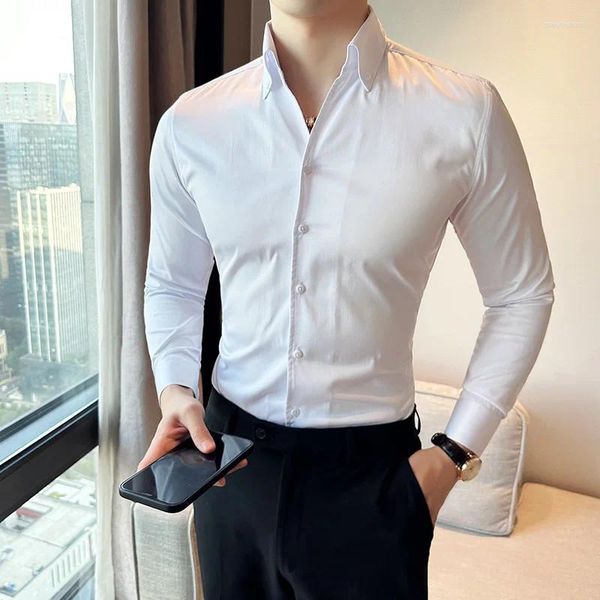 Chemises habillées masculines de la chemise à manches longues minces à manches longues haut de gamme.