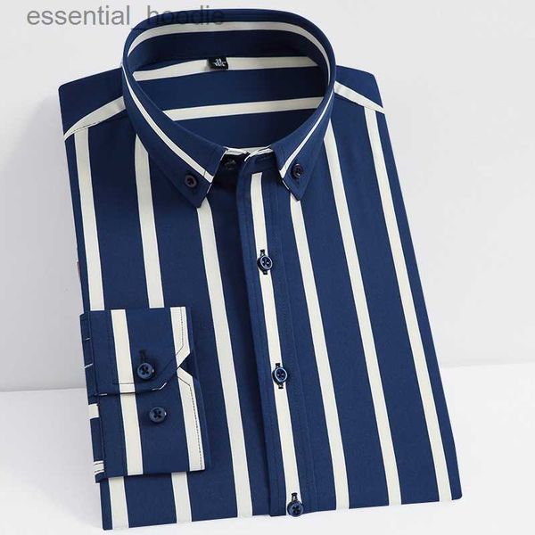 Camisas de vestir para hombres Camisas de vestir a rayas de manga larga no elásticas para hombres Camisa con botones juvenil de ajuste estándar de material liso informal elegante L230921