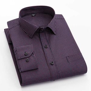 Chemises habillées pour hommes Chemise pour quatre saisons à carreaux à manches longues pour hommes Chemises habillées pour hommes d'affaires à rayures Homme Vêtements avec poche Coupe régulière Casual Nouveau P230427