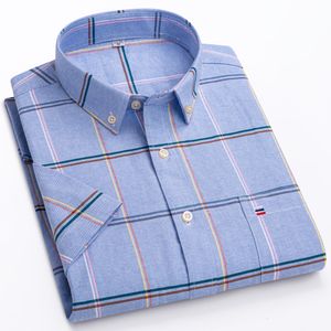 Camisas de vestir para hombres Camisa Oxford delgada de algodón 100% de manga corta informal de verano para hombres Camisas de rayas a cuadros con botones de ajuste estándar con un solo bolsillo de parche 230809