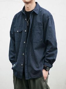 Chemises habillées pour hommes hommes rayures à manches longues Plus surdimensionné printemps automne chemise coréenne deux poches conception mode Cargo mâle