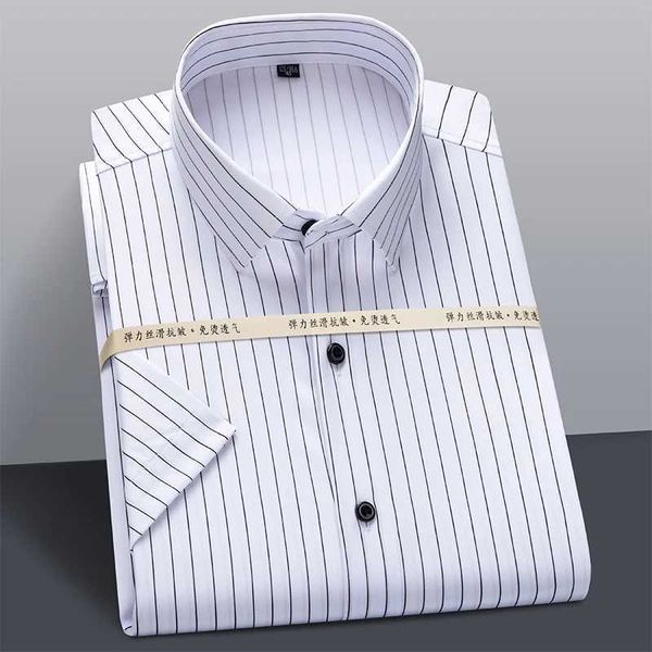 Chemises de robe masculine Mentes Summer Slet Stretch Stretch Robe Chemises standard-fit formelle Business Business Res résistant à la chemise de base classique basique D240507