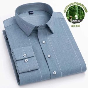 Chemises habillées pour hommes New Mens Long Long Shirt Bamboo Fibre Business Casual Comfort sans ing Stripes de mode printemps / été de haute qualité D240507