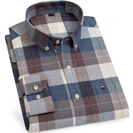 Chemises habillées pour hommes plus taille 7xl 6xl 5xl Mens Social Shirt Pure Coton Oxford Marque Luxury Fin Plaid boutonné doux Travail formel Clothing Western D240507