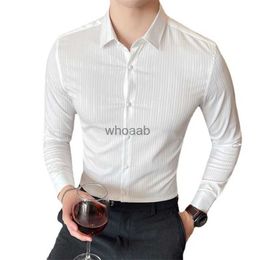 Herrenhemden Premium-Marke Männer Business Gestreiftes Hemd Schwarz Weiß Slim Fit Hochzeitsbankett Partyhemden Homme Kleidung Größe 3XL-S YQ230926