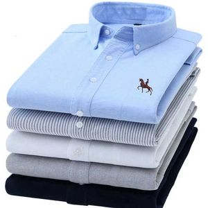 Heren-jurken Shirts S-6XL Oxford-shirts voor mannen Lange Sle Pure Cotton Solid Stripe Leisure Borduured Horse Streetwear Business Plain Office 6xl D240507
