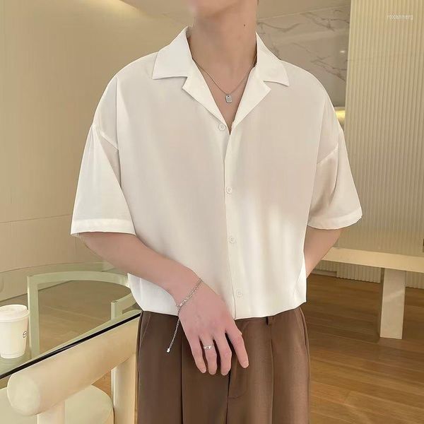 Chemises habillées pour hommes à manches courtes col cubain chemise décontractée été couleur unie Harujuku pour hommes vêtements coréens Camisas Para Hombre blanc noir