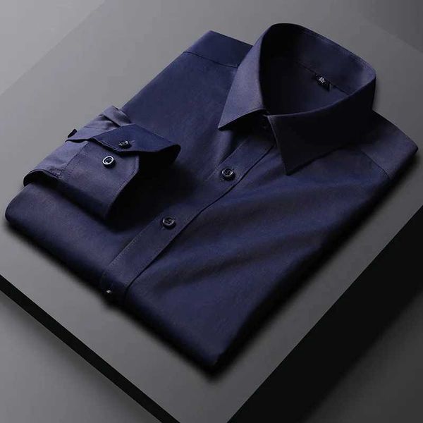 Chemises habillées pour hommes printemps et automne Nouvelle entreprise haut de gamme Classic haut de gamme Pure Blue Blut Mens Spot Wholesale Best Man Shirt Mens Wery Portez Y240514