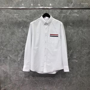 Robe pour hommes dessus de chemise femmes 2024 printemps mode coréenne chemise RWB rayure sur poche décontracté coton Oxford formel