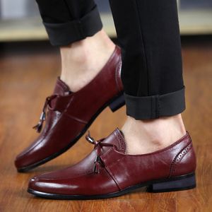 Herenjurk schoenen mode loafers luxurys ontwerpers zwart bruin rood lederen mannen sport platte sneakers trainers