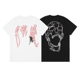 Herenmodeontwerper Revenges klassieker De nieuwe Spider Skull achter de heren- en dames T-shirts met korte mouwen is een klein maar populair comfortabel merk