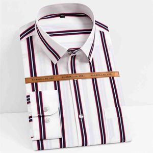 Herenmode lange mouw zijdeachtige stof gestreept shirts enkele patch zak werk casual standaard-fit eenvoudige zorg klassieke jurk shirt 210708