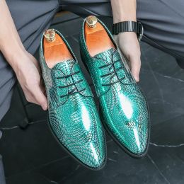 Zapatos de cuero de fiesta de moda para hombres patente patente puntiagudo zapatos brillantes para hombres vestidos para hombres shoes gracia zapatos para hombres de boda