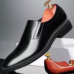 Chaussures décontractées à la mode pour hommes, chaussures d'affaires, chaussures de mariage en cuir, chaussures décontractées coupe basse