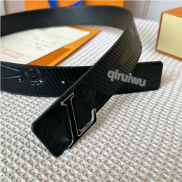 Cinturón de diseño reversible de cuero para hombres Cinturón de diseño clásico para hombres Hebilla de cobre de 4.0 cm de ancho Belt Fashion Accessories Men's Belt with Box