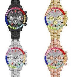 Montre hip hop couleur diamant pour hommes, grand cadran, ceinture en acier, plein de diamants, chronographe à quartz doré, cadeau de vacances 301n