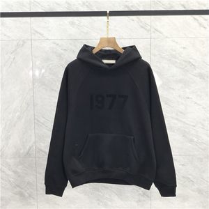 Sweat à capuche pour hommes Designer Noir 1977 Vêtements Sweats à capuche Couples Sweatshirts Pull de qualité supérieure Pulls Femmes Sweat à capuche Hiver Pulls surdimensionnés Vêtements de rue