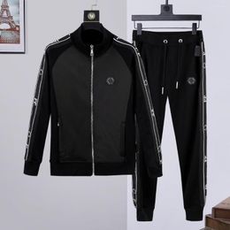 Hommes sweats à capuche 2023 PP crâne marque hommes 2 pièces sweat pantalon ensemble de vêtements de sport fermeture éclair vêtements Sudadera Con Capucha Para Hombre