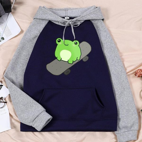 Sweats à capuche pour hommes mignon grenouille sur planche à roulettes Cottagecore esthétique métal impression hommes sweat à capuche rue basique automne polaire vêtements lâche doux homme haut