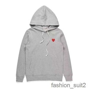 Sweats à capuche pour hommes Jouer Commes Sweatshirts 23s Jumpers Des Garcons Lettre Broderie Pull à manches longues Femmes Coeur Rouge Pull Lâche Vêtements 4 NWYK