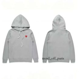 Sweats à capuche masculine Sweatshirts 21s Designer Play Commes Juiners Des Garcons Lettre broderie à manches longues Pullover Femmes Red Heart Loose de 451 88