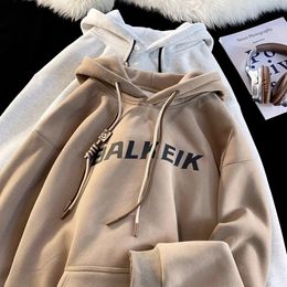 Sweats à capuche pour hommes Sweatshirts Automne et hiver Hommes Velours Épaissi À Capuche Japonais Casual Lâche Couple Mode Polyvalent Harajuku Mignon Pulls 231124