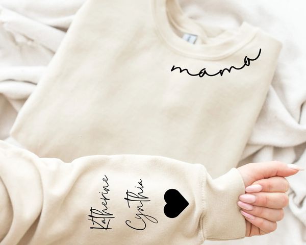 Sweat-shirt à capuche pour hommes, sweat-shirt maman personnalisé avec nom d'enfant sur la manche, maman personnalisée 231218