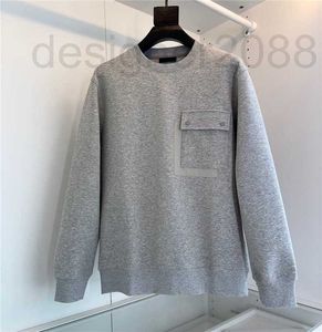 Sweats à capuche pour hommes Sweatshirts Designer Automne et hiver Poche pour hommes Mode Casual Pull à col rond Triangle Étiquette rouge Manteau à manches longues TN0H