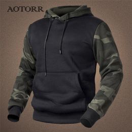 Sweats à capuche pour hommes Sweatshirts Polaire Automne Hiver Casual Hommes Outwear Camouflage Pull Homme Col À Capuche Lâche 4XL 220920