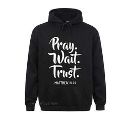 Sweats à capuche pour hommes Sweats Sweats Men Pray Wait Trust Turning Gospel Bibles Sweat à sweat chrétien Sweats Sweats Sweats Sweats Sweats Automne Hoodies Femmes Hottes 3D Imprimé T240428