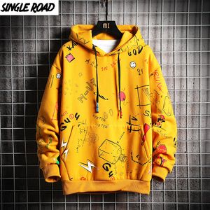 Heren Hoodies Sweatshirts Single Road Heren Anime Hoodies Men Hip Hop Harajuku Sweatshirt Mannelijke Japanse streetwear Oversized Yellow Hoodie Men Fashion 230111