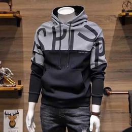 Heren Hoodies Sweatshirts Sweatshirt voor mannen slanke fit kleur bijpassende kleding met capuchon Casual hoodies zwarte luxe y2k vintage verzending lage prijs s d240429