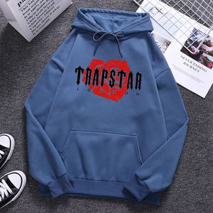 Sudaderas con capucha para hombre Sudaderas Trapstar London Diseño de rosa roja Sudadera con capucha para hombre Sudadera con capucha con estampado de calle de Japón O Cuello Ropa de calle informal Ropa de lana de color sólido para hombre 221203