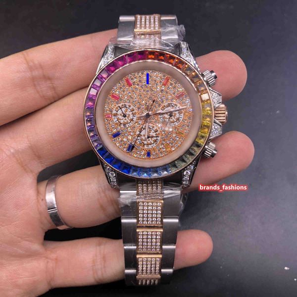 Montre pour homme avec diamants glacés en or rose avec cadran en diamants Boîtier en acier inoxydable argenté Quatre diamants d'angle Bracelet en or rose avec diamants