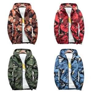 Vestes masculines 2021 Printemps et automne Camouflage Camouflage Trend Casual Hooded Veste Fashion Coat Trench M-4XL