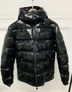 Herenjacks 2022 Winter Nieuwe Mens Down Jacket Warm verdikte Parka Fashion Outdoor Down Coats Populaire puffer Jackets eenvoudige effen kleur met hoed