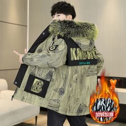 Herrenjacken 2023 Wintermode Bedruckte Wolljacke mit Kapuze für Männer Plüschverdickter warmer Trenchcoat Lässiger Wollmischungsmantel 231017