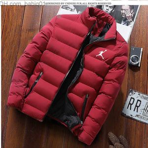 Vestes pour hommes 2023 Veste matelassée d'hiver pour hommes d'âge moyen et jeune grande taille légère et mince veste matelassée courte manteau chaud T230804