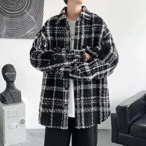 Vestes pour hommes 2023 Veste en laine Mode Noir et blanc Plaid Manteau à manches longues Casual Lâche Coréen Rétro Vêtements d'extérieur Streetwear 3XL